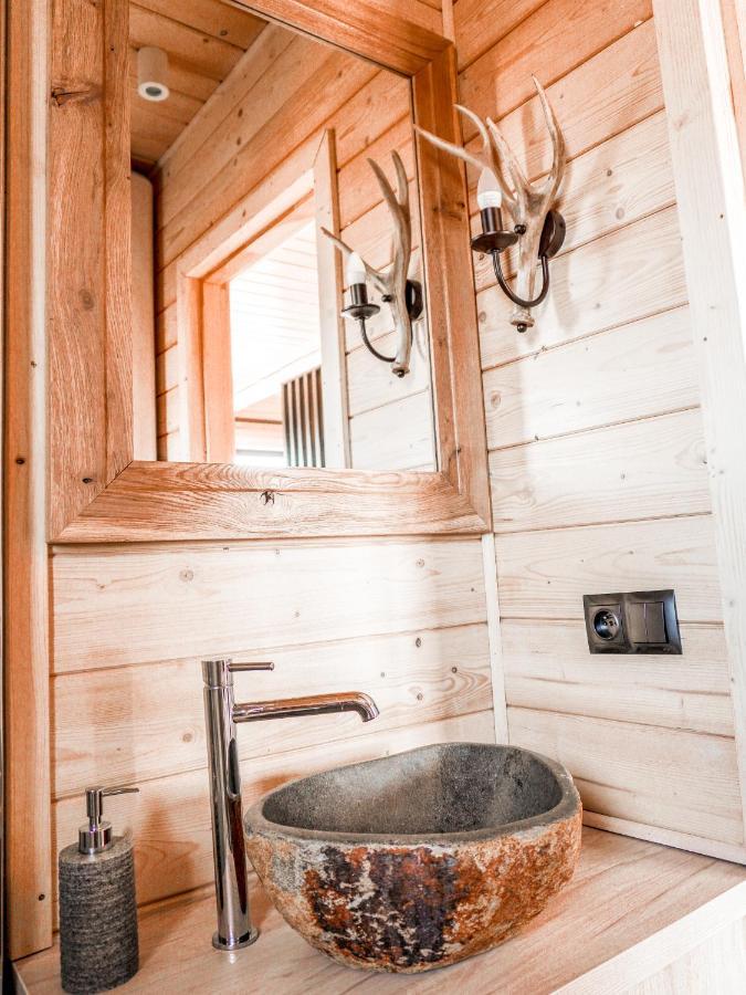 Osada Janosika Jacuzzi Drewniany Domek Na Odludziu Klikuszowa المظهر الخارجي الصورة